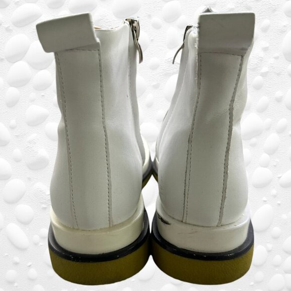 White Faux Leather Boots Size 8 - Picture 3 of 9